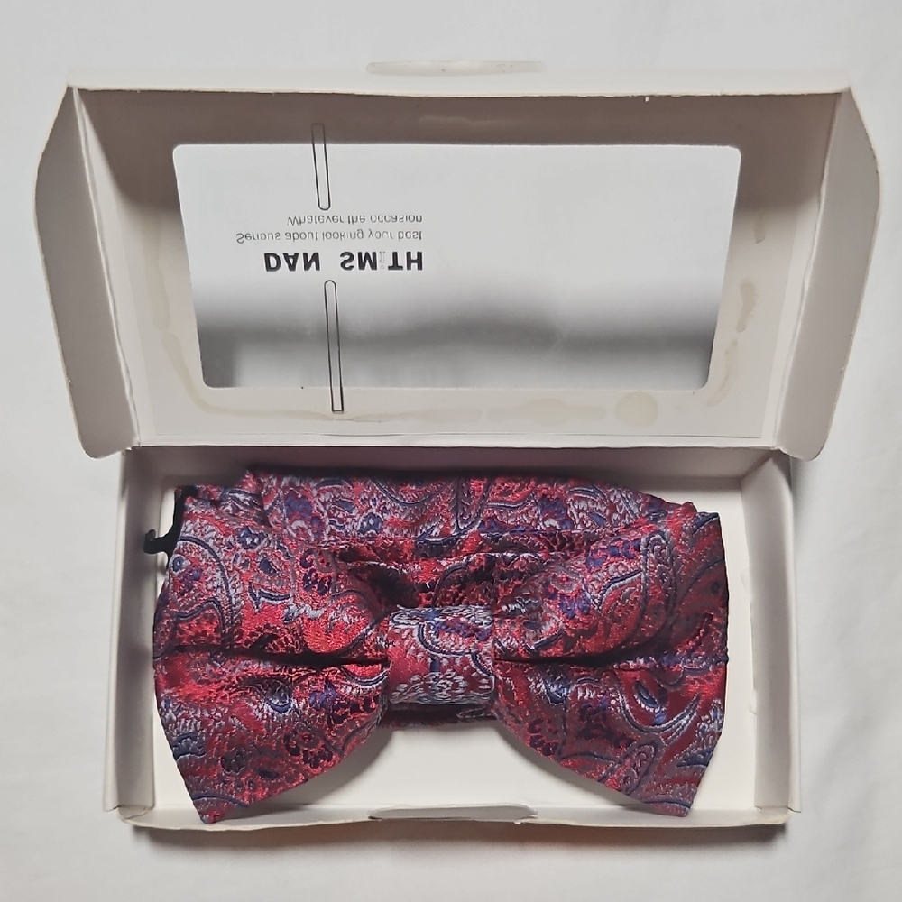 NEW Dan Smith Bow Tie in Gift Box Red & Blue Paisley Handmade Microfiber